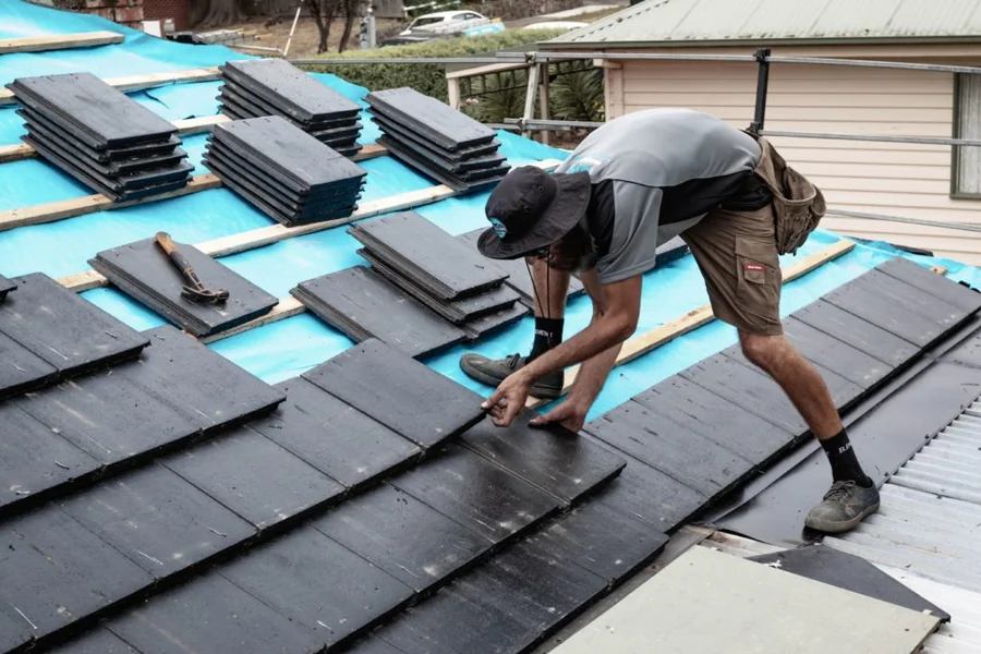 Roof Plumbers: Essential Experts in Modern Construction Roof Plumbers