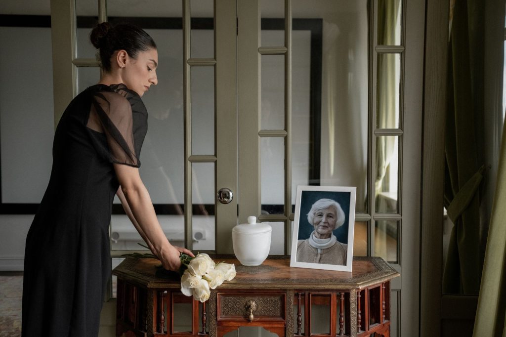 Choosing a Cremation Urn